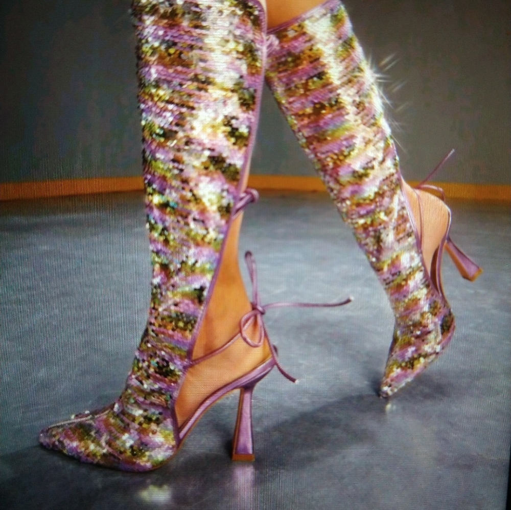 Sequins pointed-toe boots, size 10